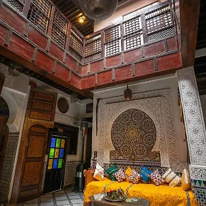 https://dar-el-yasmine.hotelfesmorocco.com